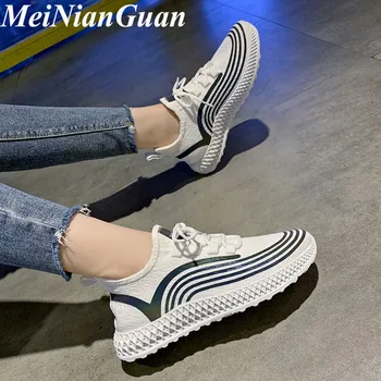 

White Athletic Shoes Breathable Shoes Woman Sneakers Flats Womens Runners Wild Women Sport Shoes Popular Women's Running Shoe I2