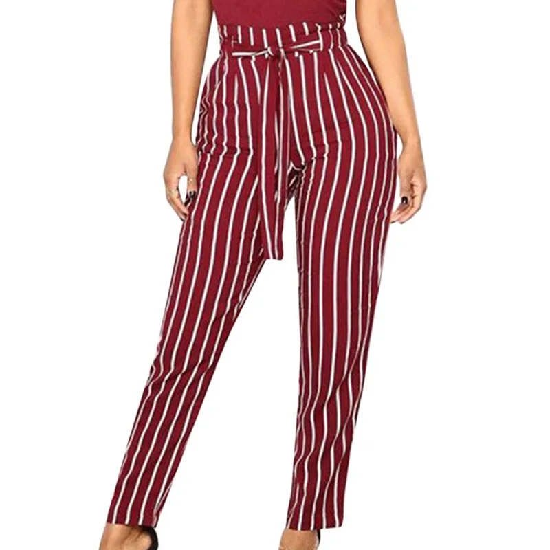 Полосатые брюки. Брюки в полоску 2024. Брюки в полоску женские. Образы с полосатыми брюками. Штаны в полоску.