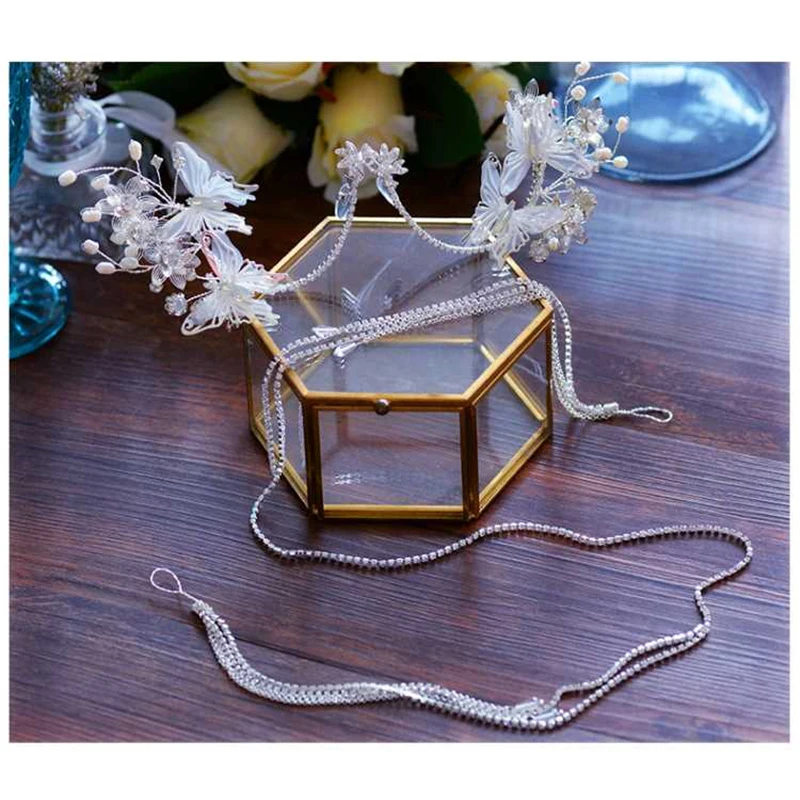 Preise Mode Lolita Fee Brillen Rahmen Schmetterling Gläser Headwear Perle Quasten Perle Kette Modell Zeigen Studio Foto Schießen Dekoration