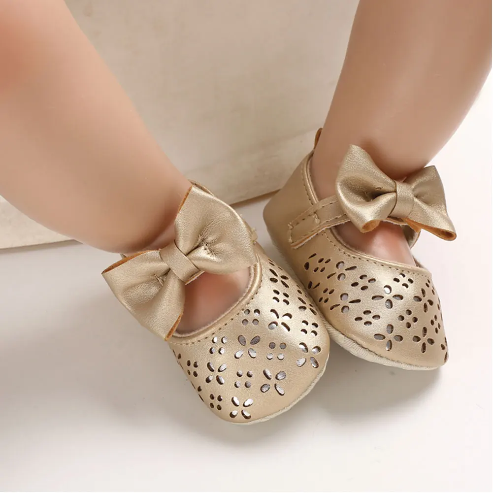 Pudcoco/дышащие мягкие детские туфли принцессы с бантом для новорожденных девочек Нескользящие кроссовки на подошве от 3 до 12 месяцев