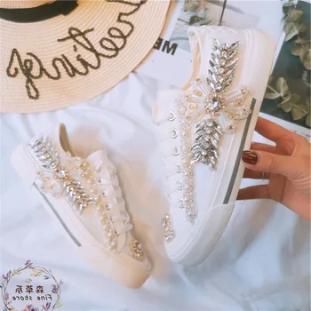 

Luxury Pearls Beading Sneakers Women White Canvas Shoes Casual Crystals Rhinestones Sneaker Trainers Ladies Wedding Flats Shoes