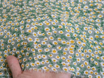 

100cm*140cm Small Floral Rayon Poplin Material Soft Viscose Fabric Green