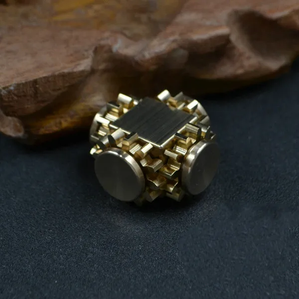 

Gear-driven decompression magic cube fingertip gyroscope