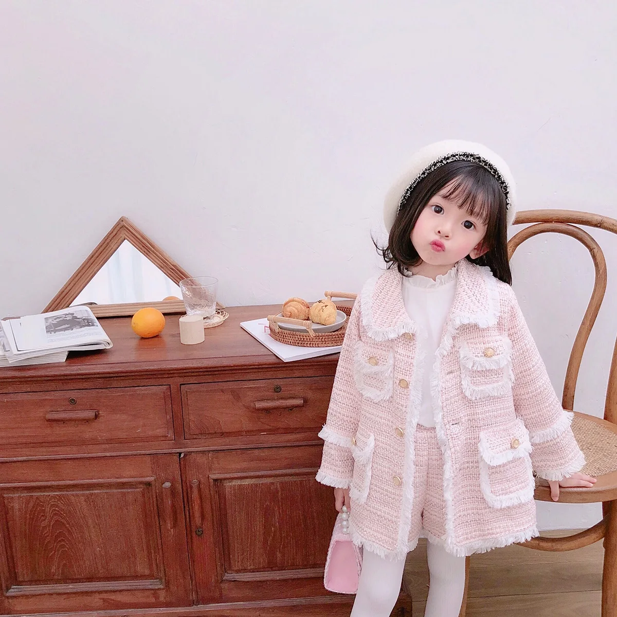 Осенне-зимний комплект со штанами для девочек в британском стиле, милое розовое пальто для девочек модные шорты бархатная теплая Рождественская одежда из двух предметов