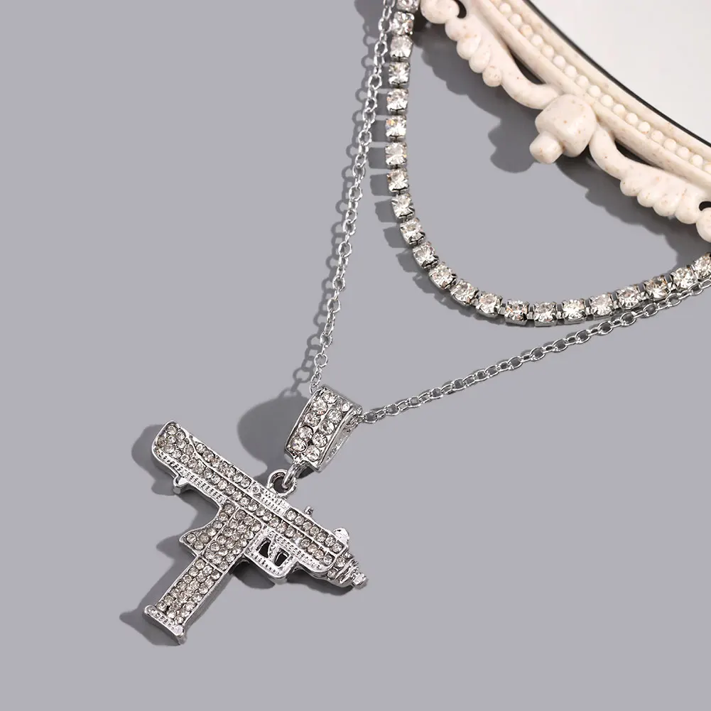 ̽ ü μ  Uzi  AK47  ü  ,     ״Ͻ ü Ŀ  ǰ