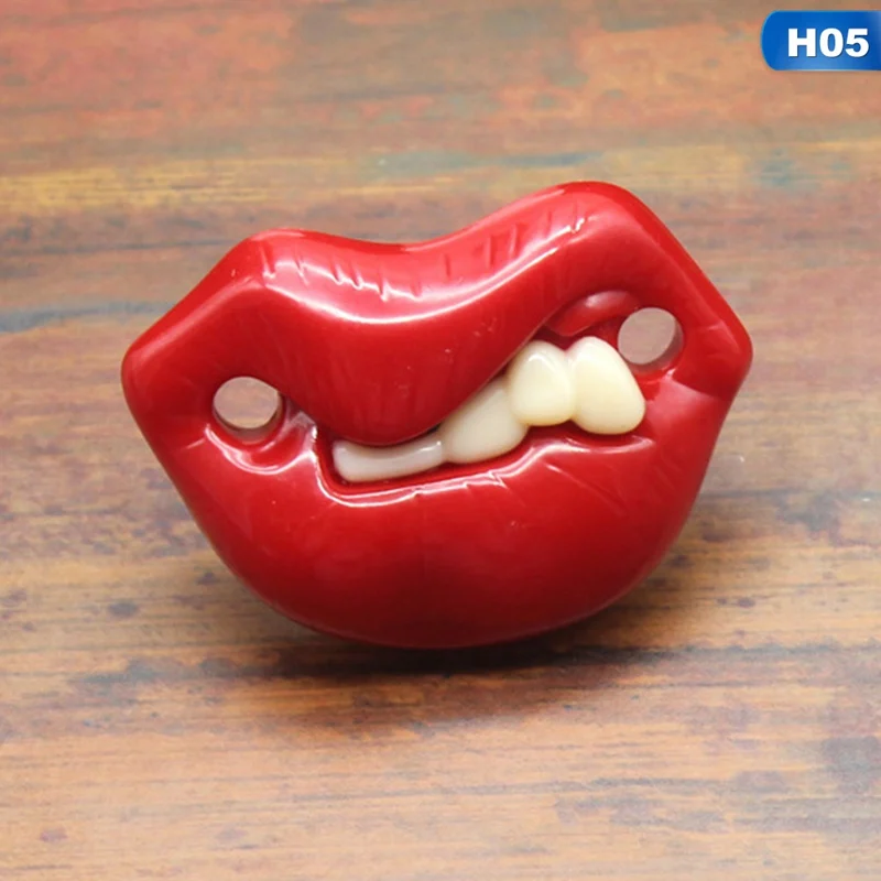 соска с бородой. смешные пустышки. рот для поделок. пустышка с зубами. улыбка для фотосессии.