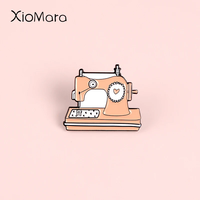 

Cartoon Orange Sewing Machine Enamel Pins Cute Heart Dressmaker Daily Supplies Brooches lapel Pins For DIY Hand-made Enthusiasts