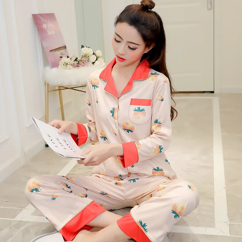 

Liang xing-Autumn & Winter New Style Open Buckle Color Block Pajamas Suit Color Block Yellow Strawberry 27 Yuan M-XXL