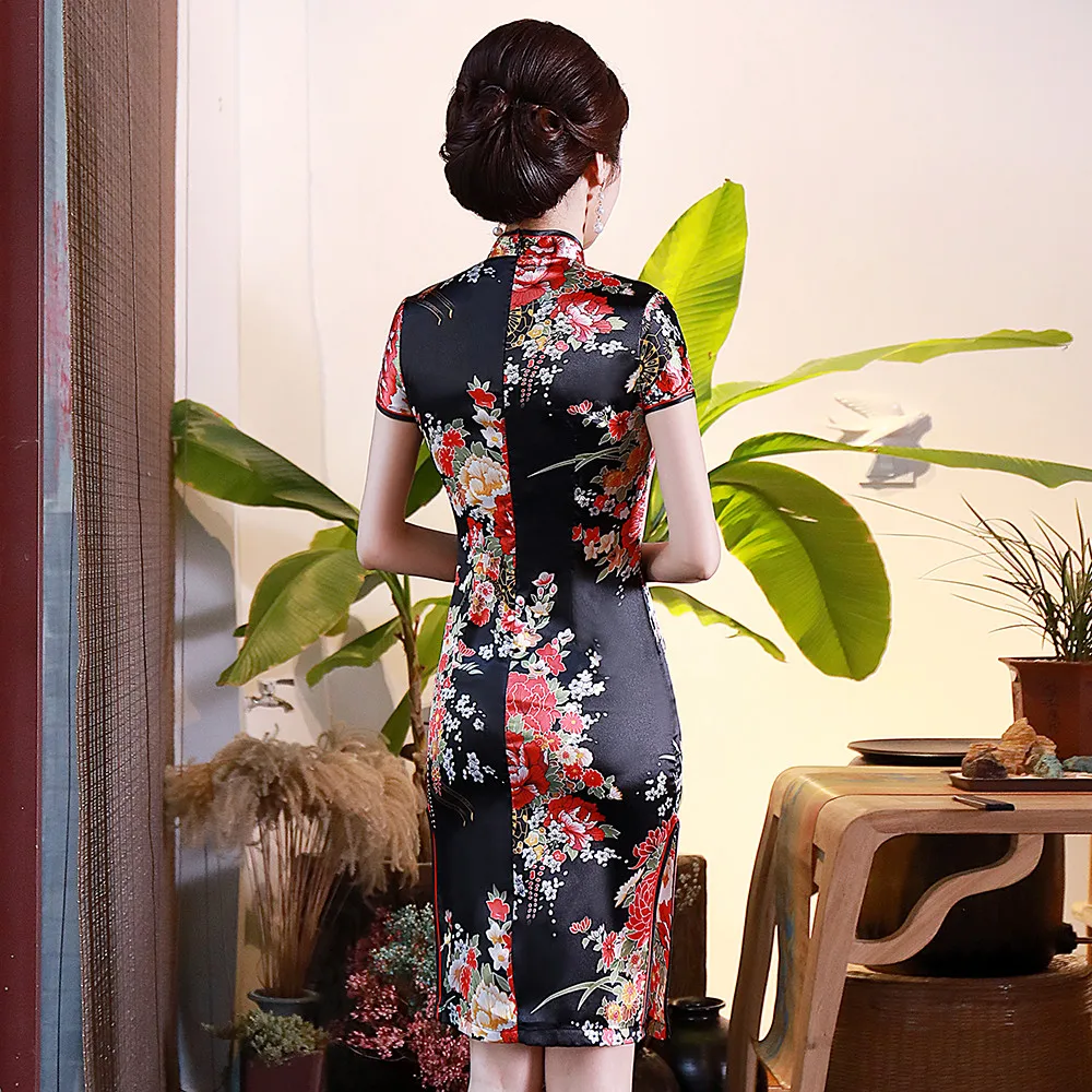 Short Style Satin Silk Chinese Traditional Dress for Women Tight Bodycon Female Cheongsam Qipao Oriental Kimono Bath Robe Gown