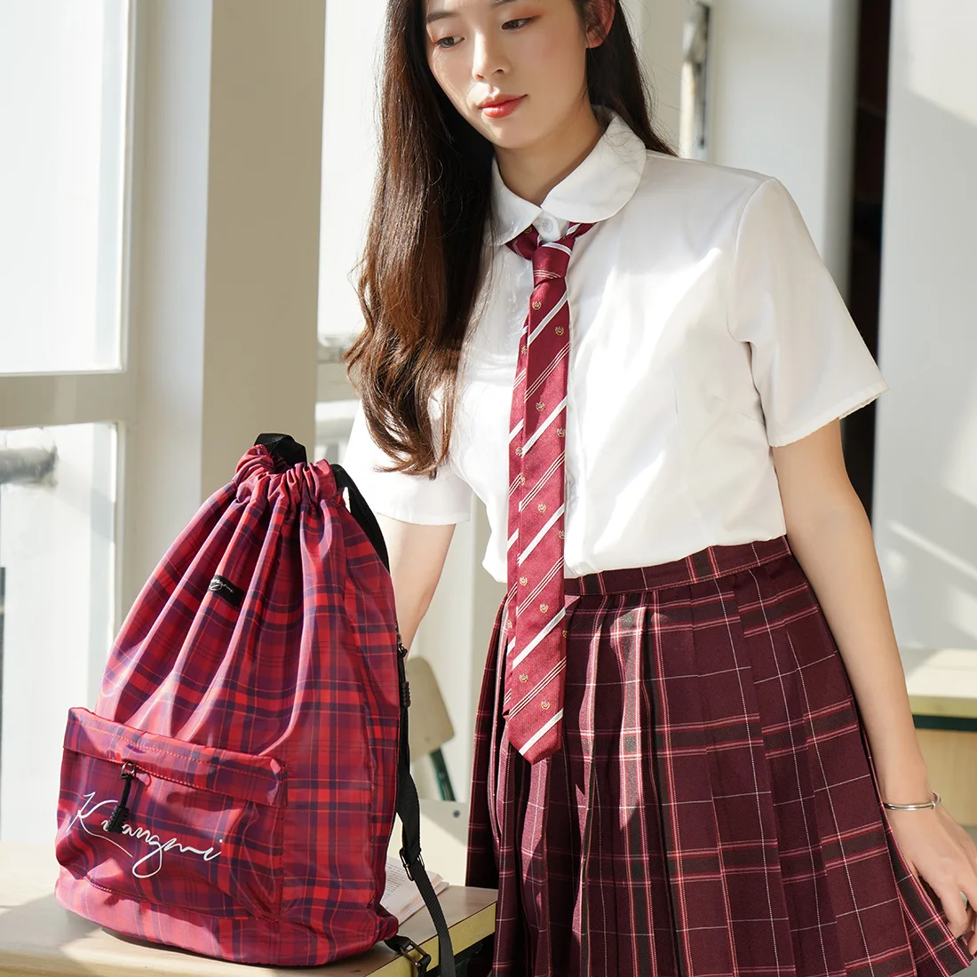Kuangmi Gym Bag Unisex Waterproof Foldable Fitness Backpack Drawstring Pocket Soccer Basketball Bags High Capacity Outdoor Sport