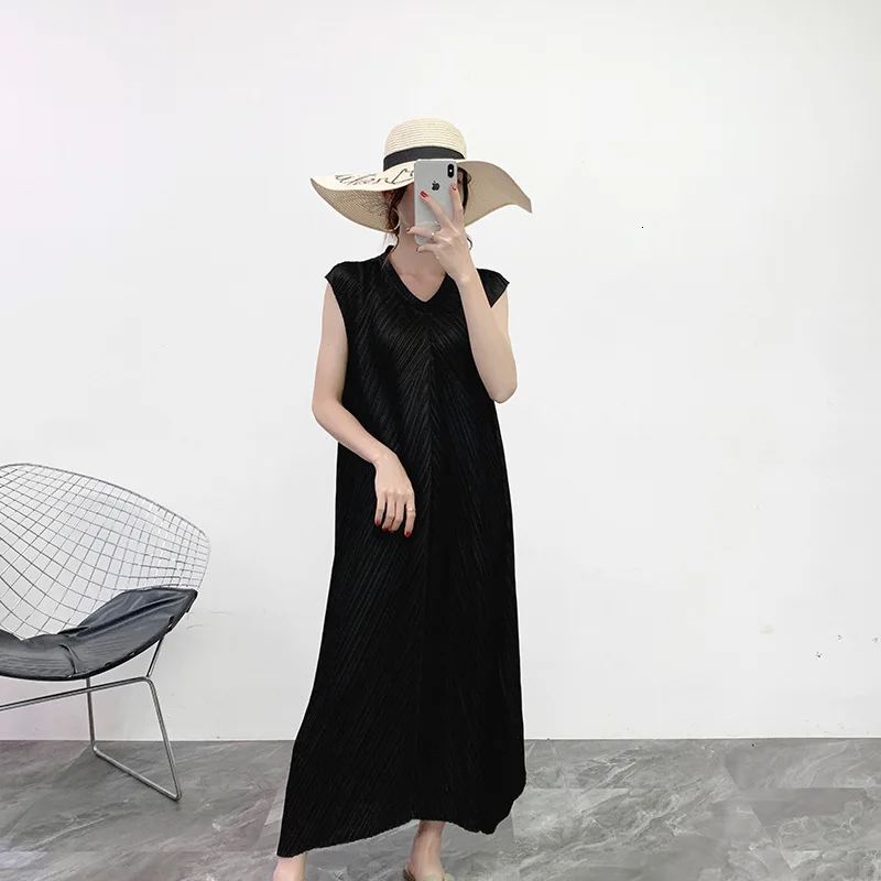 black Модная новинка; сезон весна-лето; Модный плиссированный пуловер без рукавов с v-образным вырезом серого и темно-синего цвета; Свободное длинное винтажное платье; WJ73717 - Цвет: black
