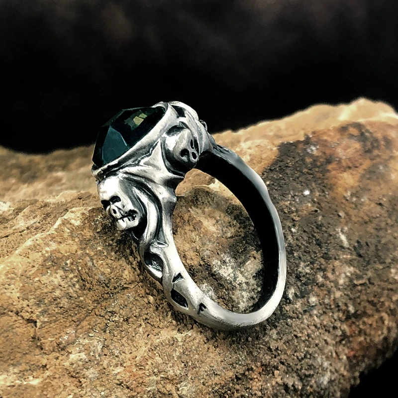 Anillo de Piratas del Caribe, pinzones de la muerte del Jack Sparrow, Calavera, piedra cristal verde, Retro Vintage, Johnny Depp| Anillos| AliExpress