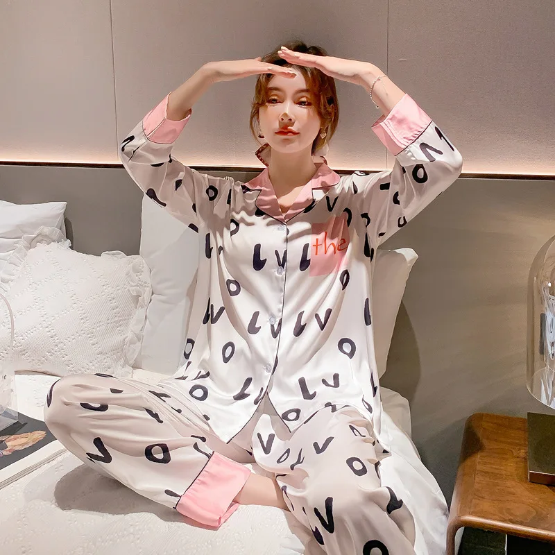 coat collar night suit