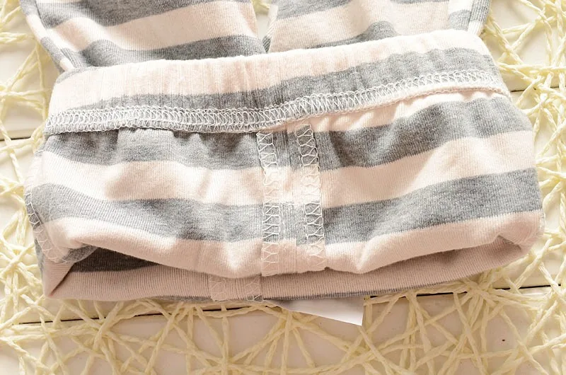 2427221185_1119511298