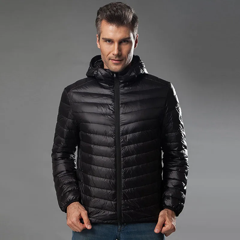 Черный Men's Hooded Jackets Light Thin Warm Duck Down Filler Autumn Winter Male Loose Coats Plus Size 4XL 5XL 6XL for Weight:50-145kg - Цвет: Черный