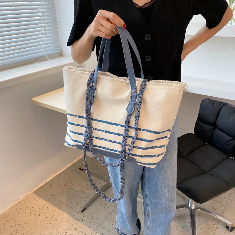 

Casual Striped Canvas Women Handbags Designer Shoulder Bags Large Capacity Tote Chains Crossbody Bag Big Shopper Bag Purses 2021