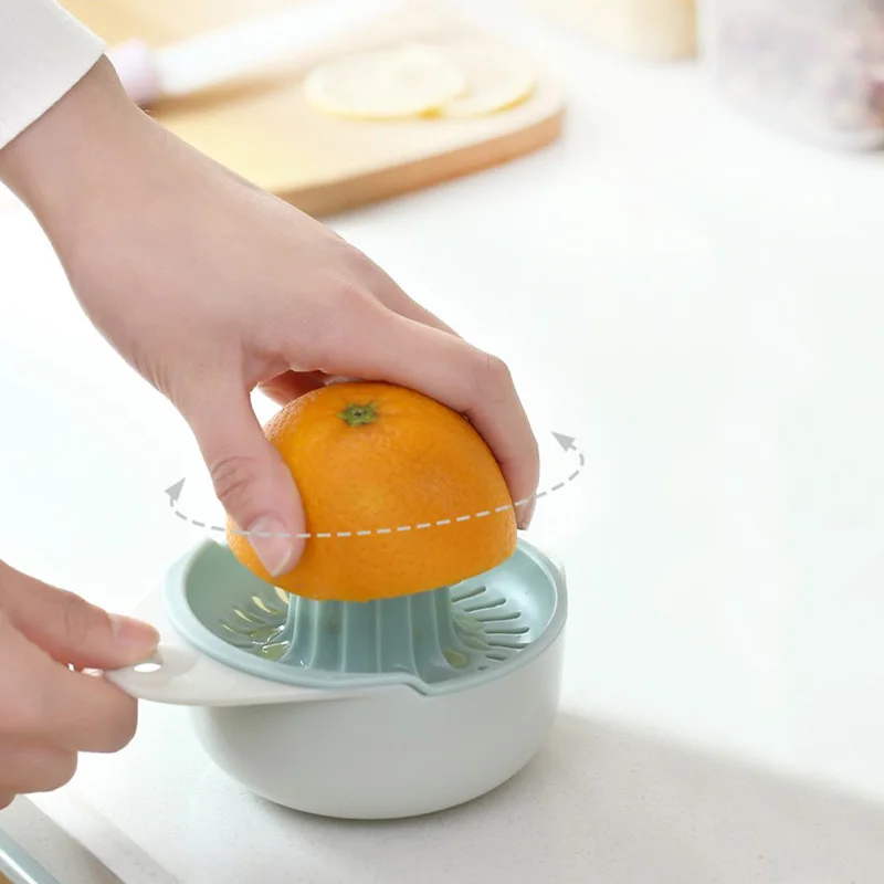 Portable Lemon Orange Juicer Kitchen Plastic Gadgets Appliances Juice Maker Squeezer Product Manual Juicing Tools Accessories