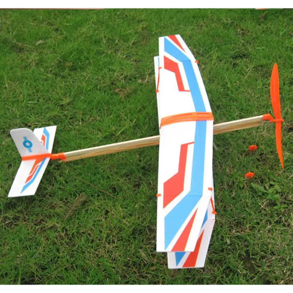 DIY Biplane самолет Резиновая лента самолет ребенок открытый комплект самолета набор собрать пропеллер небо Летающий ветер Детская игрушка