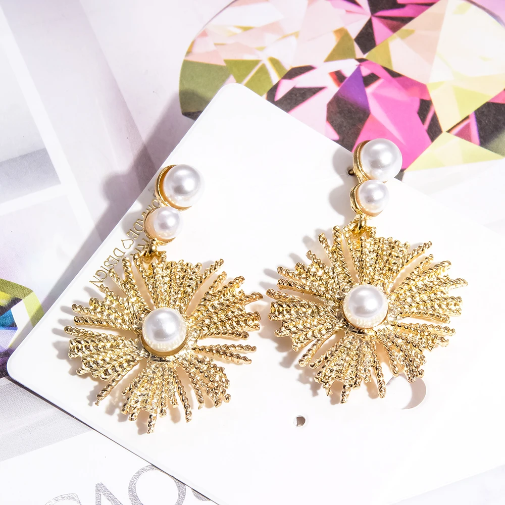 

Itenice Crystal Women Dangle Earrings Bohemian Gold Earrings Girl Flower Alloy Pearl Stud Earrings Jewelry Elegant Ear Accessory