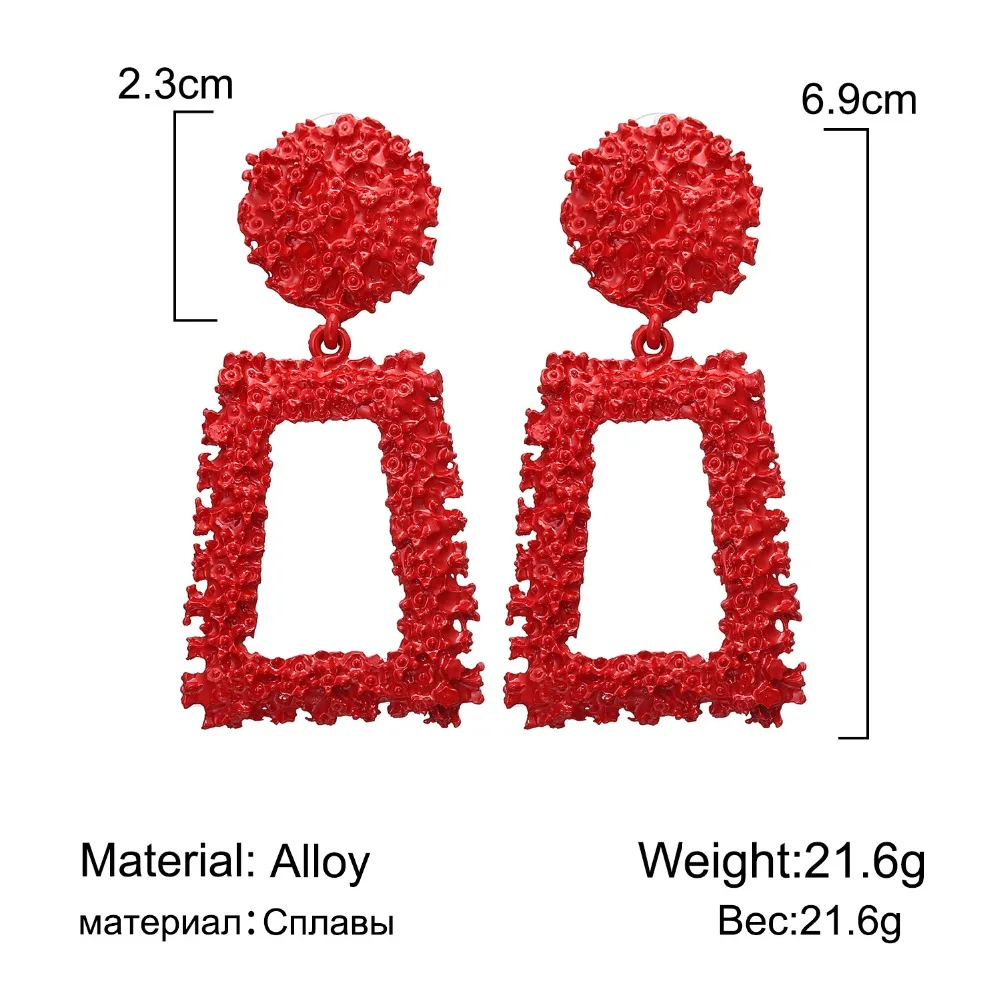 10830834494_793437558