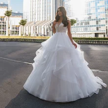 

Princess Elegant Ball Gown For Bride Tiered Train Long White Bridal Dresses Customized Vintage Sleeveless Vestidos De Noche 2022