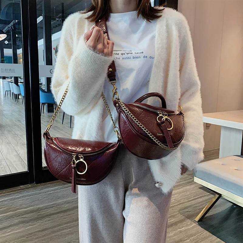 Cool Fashion Pleated Chains Chest Bag for Women Vintage Leather Hobos Handbags Retro Fanny Bag Messenger Bags malas de senhora