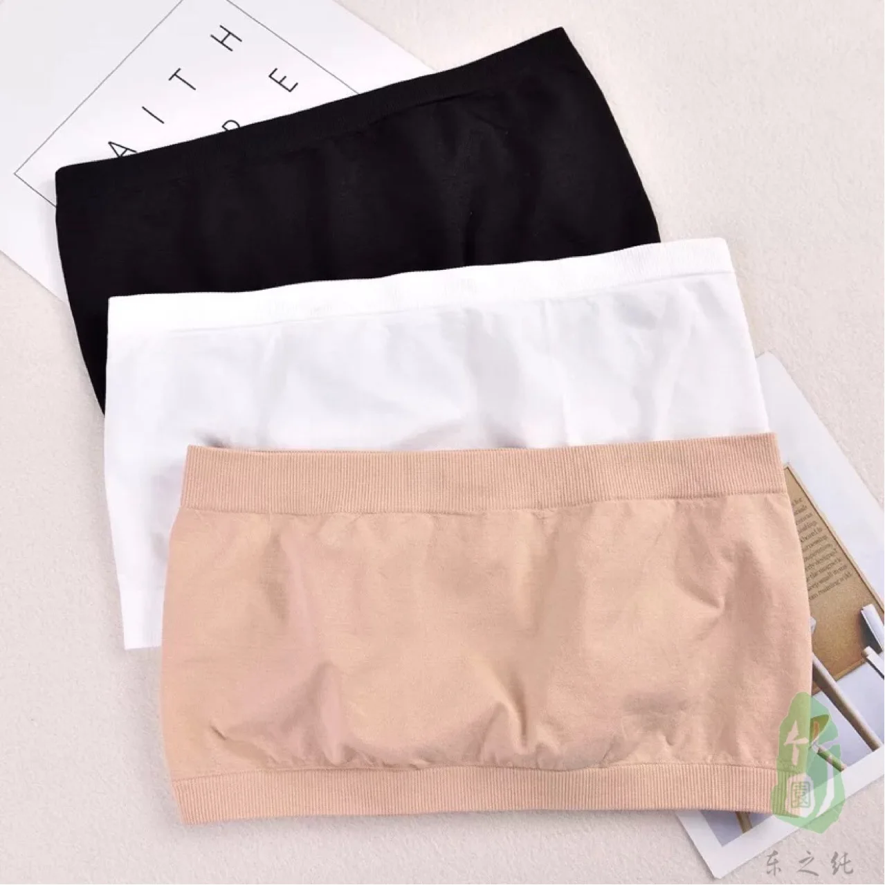 

Basic Womens Breathable Strapless UnPadded Bra Bandeau Tube Top Removable Pads Seamless Wrapped Casual Tank Crop Tops