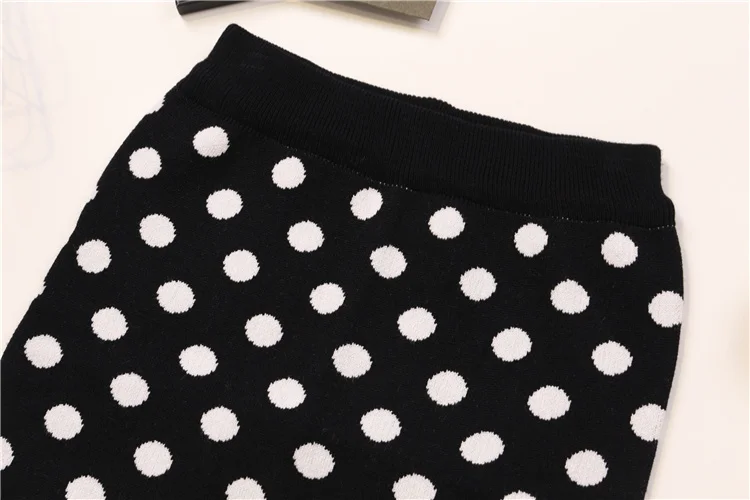 Knitted Women skirt Korean version New wave point High Waist Skinny Skirt open fork bag Skirt Female Casual Winter Skirt