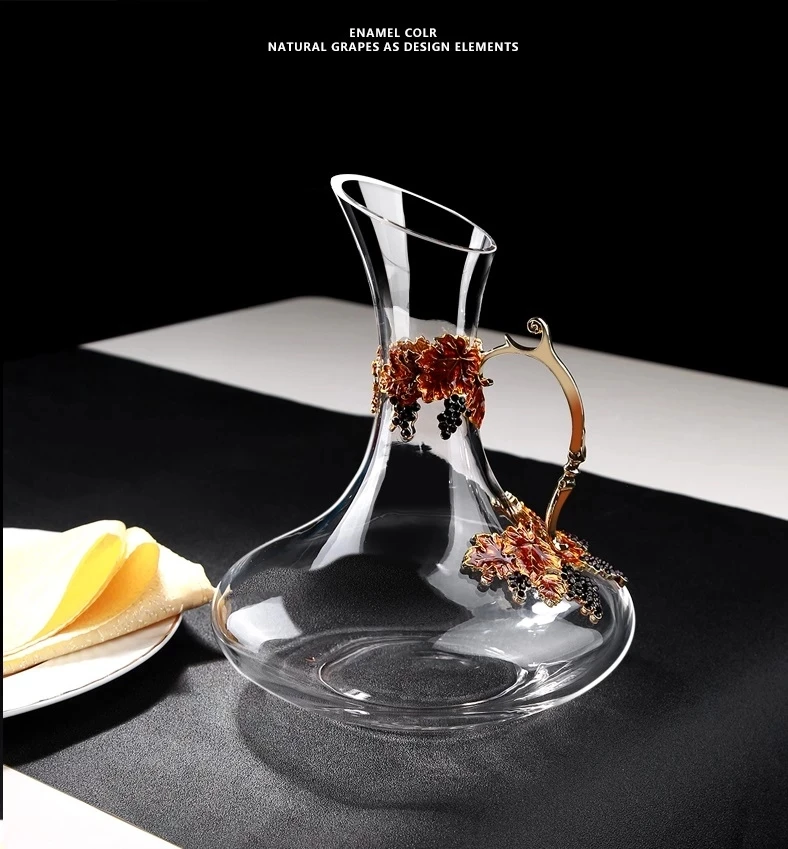 Wine Aerator Pourer Whiskey Decanter Set Wine Aerator Decanter Handmade Crystal Pourer for Family Bar Big Capacity Decanter Red Wine Brandy Champagne Glasses Decanter Bottle Jug Aerator