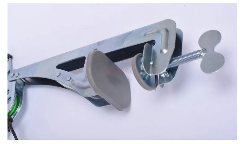 Large force traction door suspension cervical traction frame hanging cervical vertebra tractor chair home spondylosis