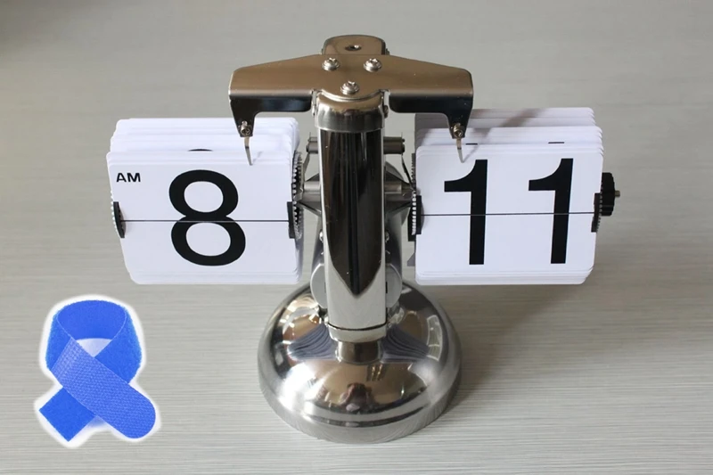 

SODIAL(R) Retro Flip Down Clock - Internal Gear Operated - White + Free Cable Tie