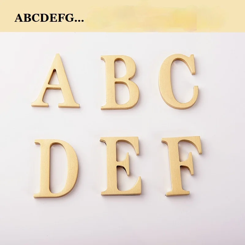 A-Z 0-9 de cobre puro de letras del alfabeto adhesivo latón números combinación de números de Casa puerta de casa, Hotel nombre del bebé decoración DIY