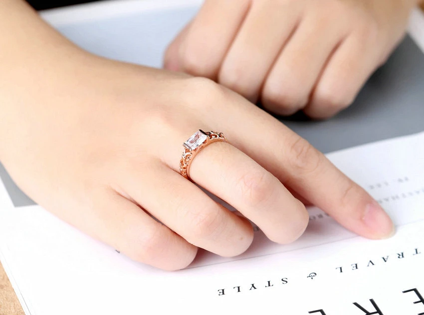 胧月镂空三色戒指 8