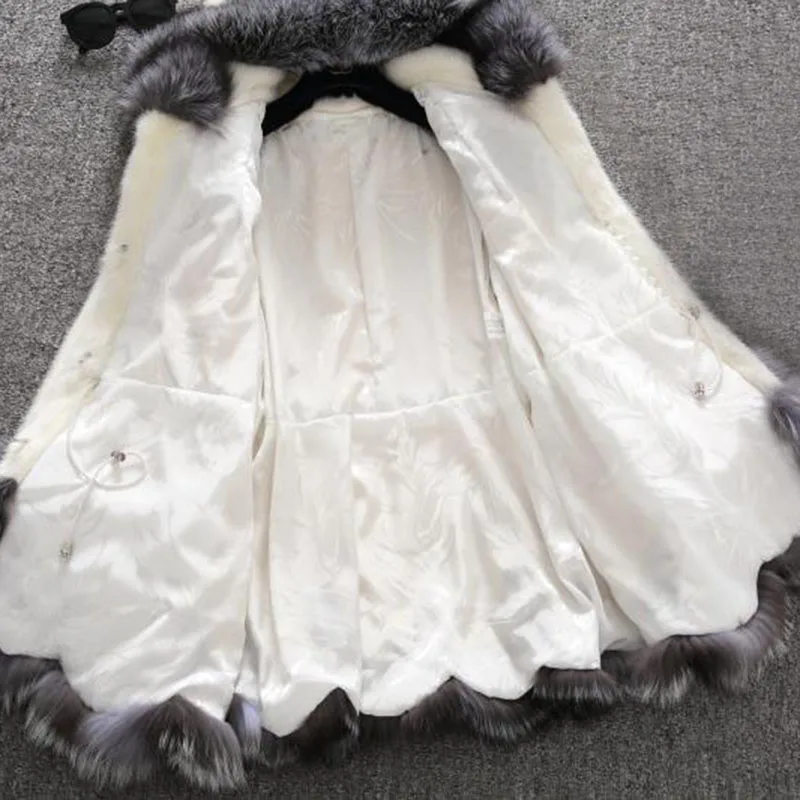 Рисунок 4 - Куртка женская из искусственного лисьего меха