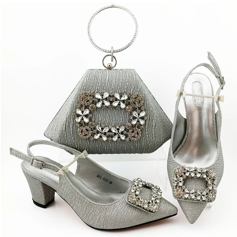 Новинка, итальянские вечерние туфли и сумочка в комплекте, дизайнерский комплект из обуви и сумки, высококачественные туфли-лодочки женская обувь свадебные туфли - Цвет: Серебристый