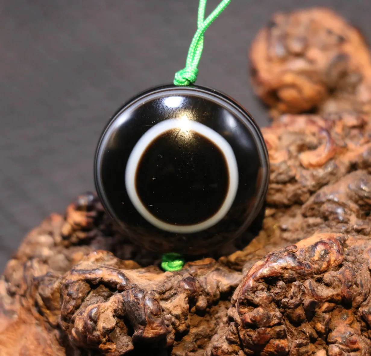 

Unique Style Magic Energy LKbrother Magic Power Tibetan old Agate Goat Heaven Eye dZi Bead Pendant Amulet Totem ZZY1