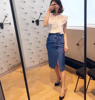 

2019 100% Viscose New Women Shirt Sleeveless White Lace Hollow Ladies Blouse Tops Clothes