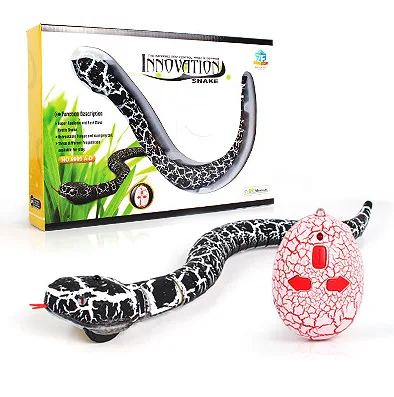 Infrared Remote Control Rattle Snake Toy Simulation Rattlesnake April Fool's DayRechargeable Remote Control Realistic for Kids - Цвет: black