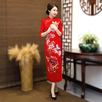 

Plus Size 6XL Chinese Clothing Velvet Cheongsam Long Sleeve Women Red Chinese Wedding Dresses Flowers Qiapo Ancient Costume 5XL