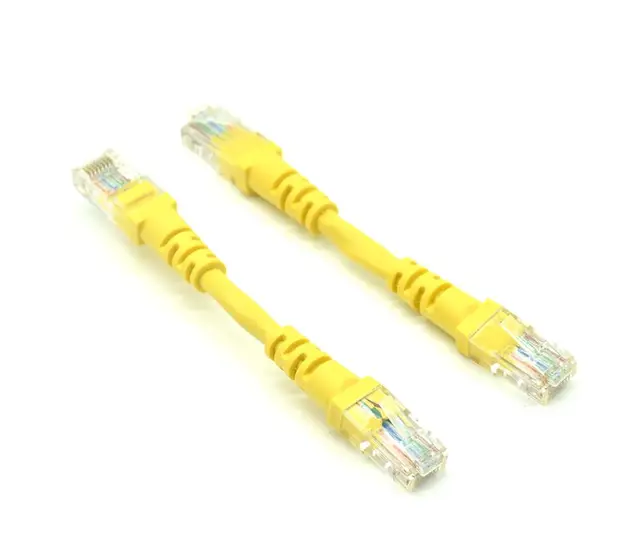 LogiLink Cavo Rete CAT6 U/UTP EconLine 0,5m - Giallo, Adatto Per Gigabit Ethernet, Retrocompatibile Cat5/Cat5E - 3