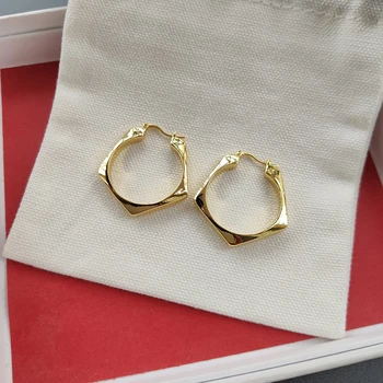 

2019 new high-end geometric Earrings French retro openwork brass pentagonal earrings earrings female