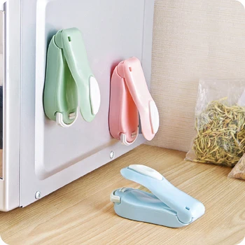 

Portable1PCMini Bag Sealing Machine Portable Heat Sealing Machine Electric Plastic Packaging Sealing Machine