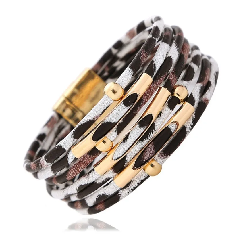 

1 X Leopard Pattern Multilayer Magnet Buckle Elegant Handmade Beads Leather Bracelet for Women