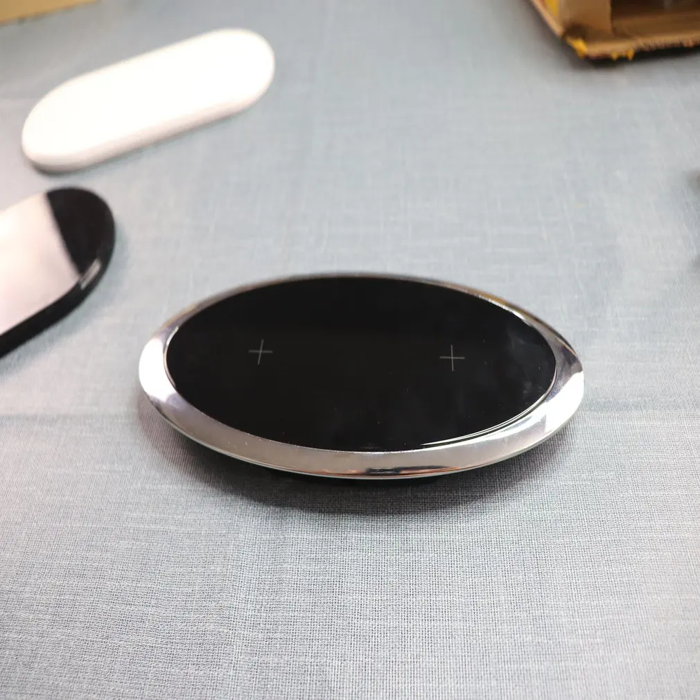 2-in-1 Wireless Charger Mini Portable Charging Pad Fast Charging for Smart Phone Universal Fashion Phone Charger