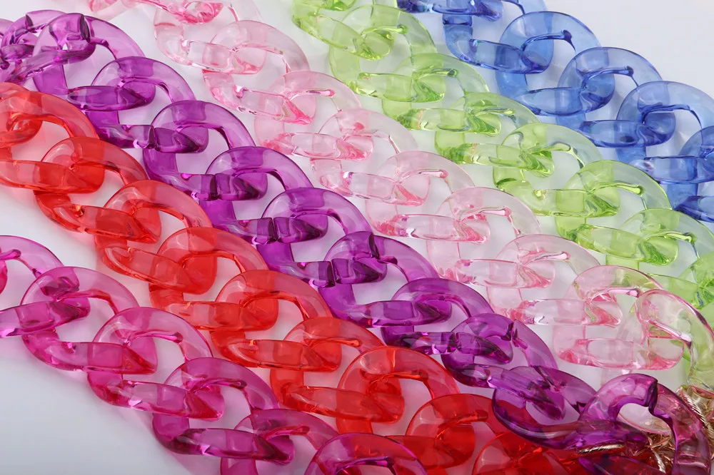 Transparent Acrylic Chain Big Necklace - Image 4