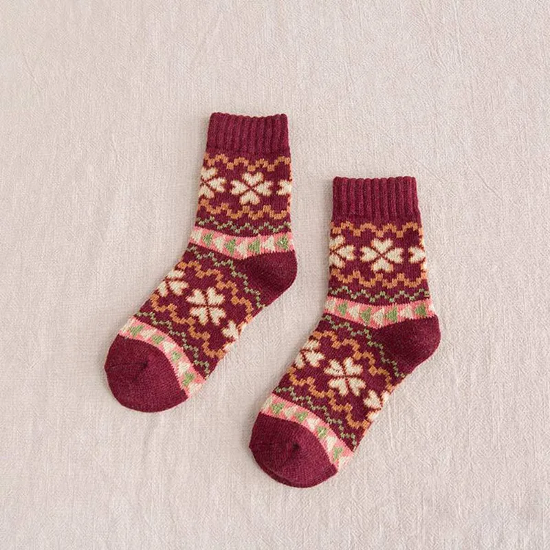 5Pairs/Lot Winter New Retro Rabbit Women Wool Socks Women 's High- End Comfortable National Wind Warm Socks