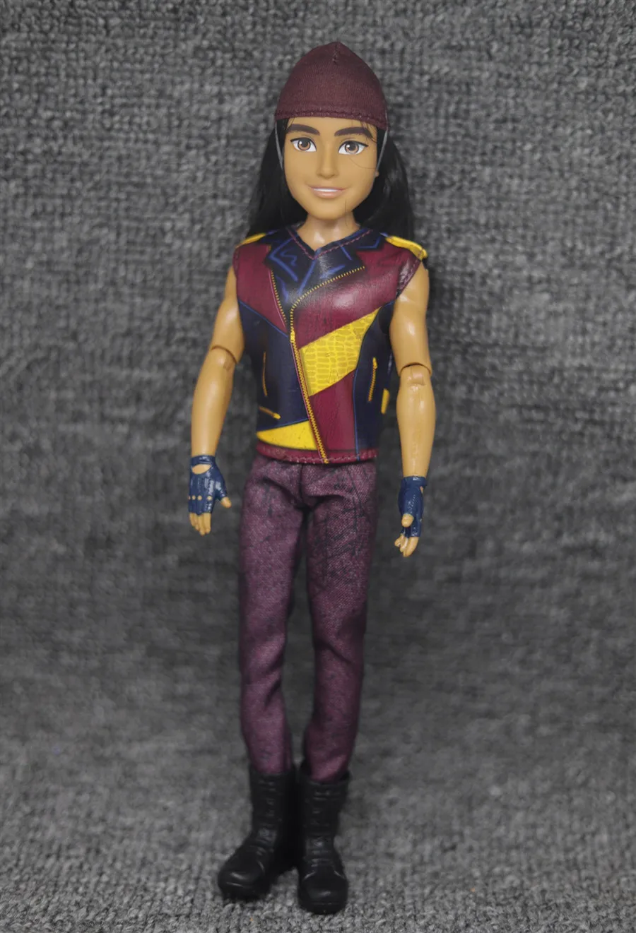 Disney Descendants 3 Mal Doll, Carlos Descendants Doll