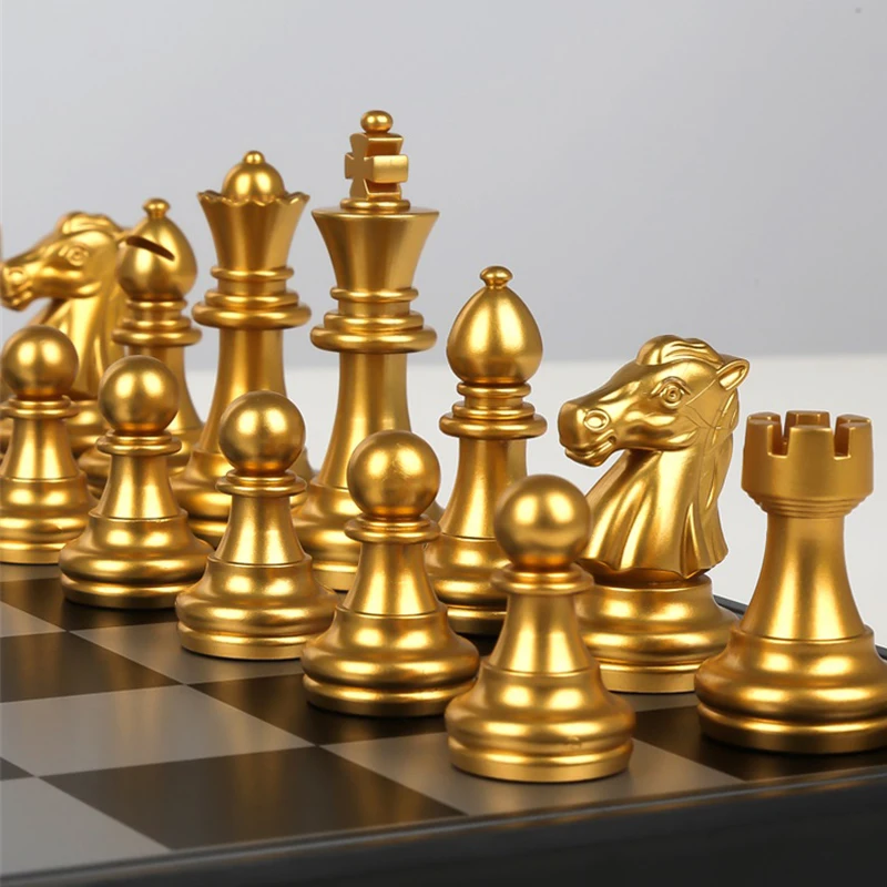 Magnetic Chess Set Board Game Chess Pieces and Board Chess Pieces Table Games Magnetic Board Games Large Chess Set For Match Travel Go Game Set Portable Plastic Chess With Chessboard 32 Pieces