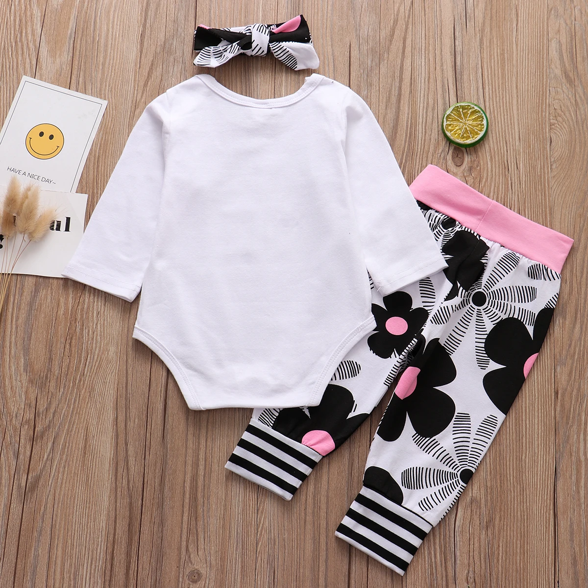 Newborn Infant Baby Girl Clothes Sets Unicorn Pegasus Star Castle Tops+Pants+Hat+Headband 4PCS Infant Baby Girl Clothing Outfits baby's complete set of clothing