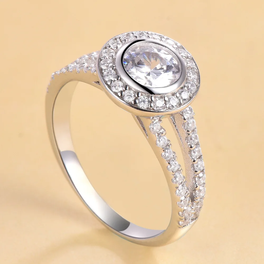 

Real 925 Silver Round Cut AAA Cubic Zirconia Ring Bridal Wedding Ring Engagement Jewelry Antiallergy Daily Jewelry Lover's Gift